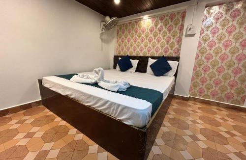 Khattalwada House | New Banaras Paying Guest House