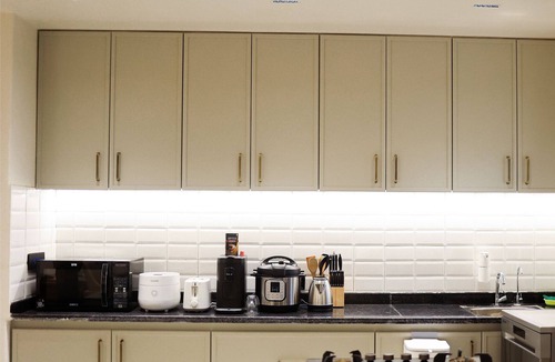 Vadodara Apartment | New Lux Apts Terrace Garden, Pizza Oven Full Service Fully equipped for NRIs