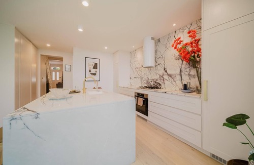Surry Hills House | New luxury 4bedroom terrace. 2.5