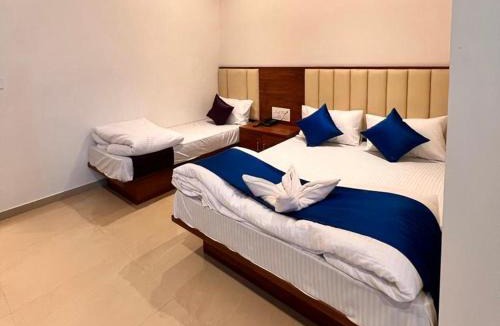 Adyar Hotel | New Mangalore Inn