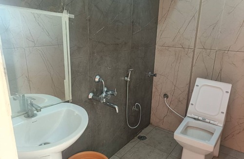 Chikkaballapur Hotel | NEW SURYA DELUXE BOARDING AND LODGING