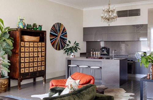 Elizabeth Bay Apartment | New York–Style Apartment by Cobbold & Co