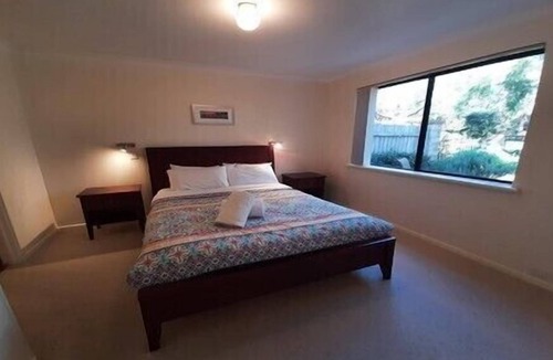 Dunsborough Villa | Newly renovated ensuite, spacious villa with lovely garden view patio