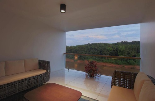 Malappuram Resort | Nexstay Grand Chaliyar Resort
