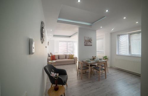 Baia Mare Apartment | Niagara Studio