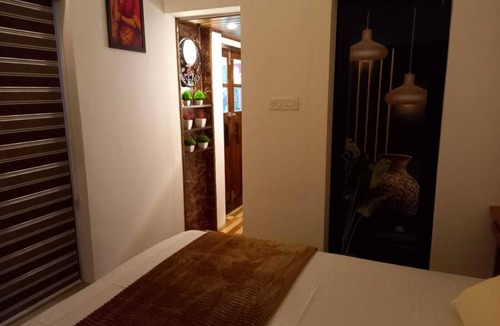 Kuzhuppilly Resort | Nice and Calm 2-bedroom homestay with WiFi, AC in pleasant Cherai beach