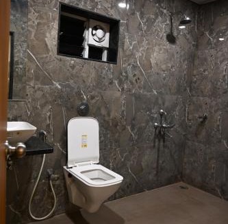 Parsivni Hotel | Nicolas Farm & Resort