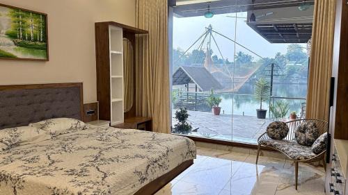 North Paravur Villa | Nihara - Ultra Luxury Waterfront stay in Kochi!