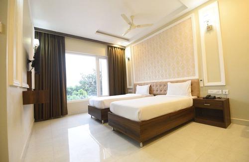Patia Hotel | Nilay Residency