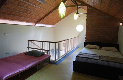Denkanikota Hotel | Niral Farms
