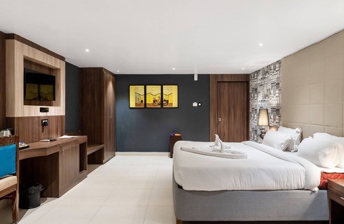 Bodh Gaya Hotel | Niranjana Hotel