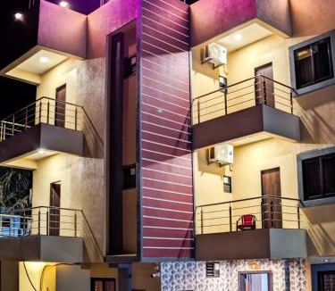Rajpipla Hotel | Nirmal Luxury Rooms