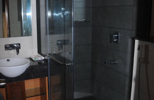 Pallavaram Hotel | NK Grand Park Hotel
