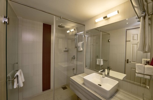 Nedumbassery Hotel | Noah Sky Suites