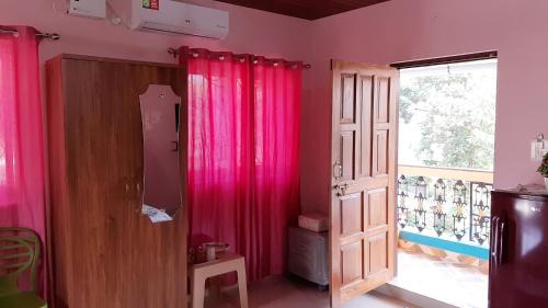 Bogmolo House | Noel Guest House