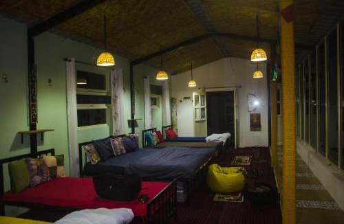 Naina Range Hotel | Nomadsland by Cottage Club Inn