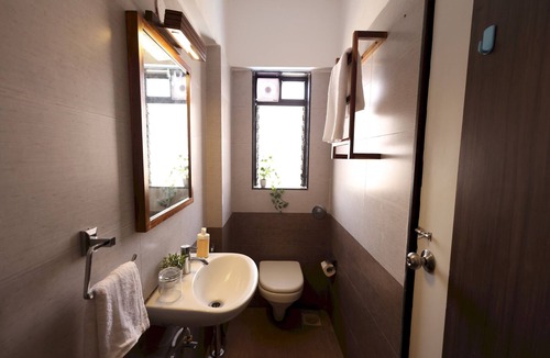 Vile Parle West Apartment | Nook&Co - Vile Parle 5