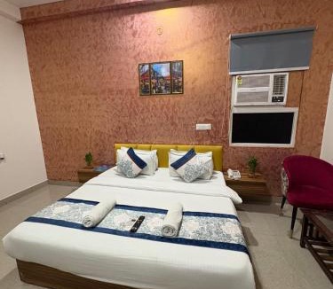 Sector 70 Hotel | North Eye Hotel