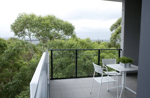 Macquarie Park Apartment | North Ryde- MP001 - Saunders Close - Executive 1BR with Balcony Resort Facilities Near Macquarie Centr