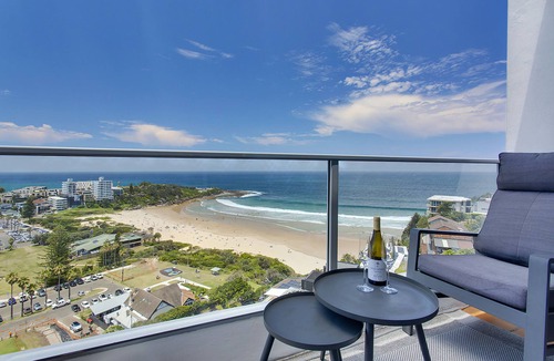 Queenscliff Apartment | NORTHERN MANLY-LUXURY- 260* VIEWS-METRES TO BEACHES-BARS-SHOPSS