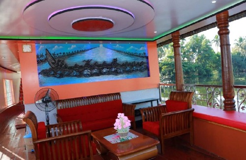 Aryad South Boat Rental | Northstar 1 Bedroom A/c Private Houseboat With All Meals