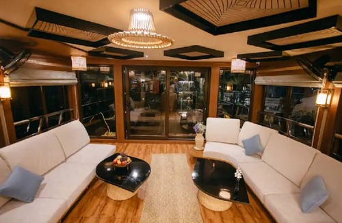 Aryad South Boat Rental | Northstar 1 Bedroom A/c Private Houseboat With All Meals