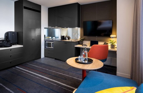 Preston Hotel | Novotel Melbourne Preston
