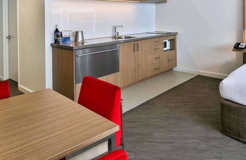Rooty Hill Hotel | Novotel Sydney West HQ Hotel