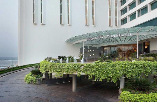 Visakhapatnam Hotel | Novotel Visakhapatnam Varun Beach