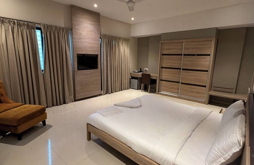 Sangli Hotel | O'Nest Pearl