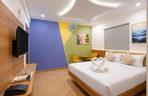 RR Nagar Hotel | Oak Suites Near Global City , Mylasandra Bangalore