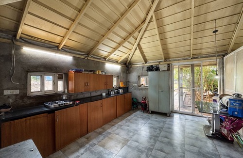Chevella Cottage | Oakridge Cottages 5BR with Pool by Homeyhuts