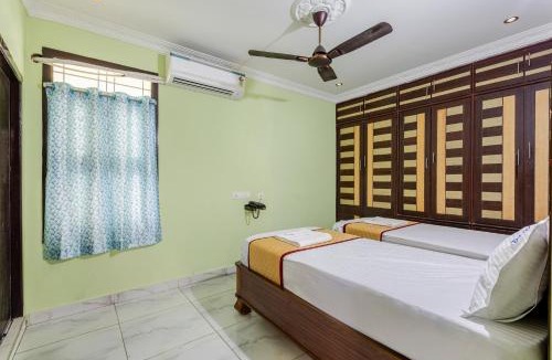 Guntur Hotel | Oasis Guest Rooms