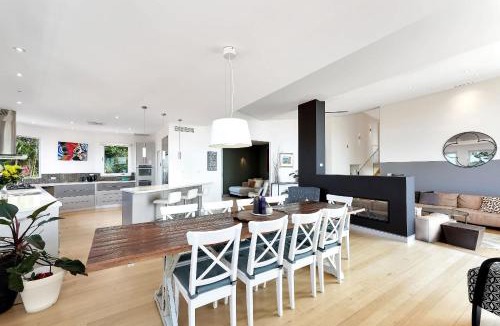 Terrigal House | Ocean's Edge