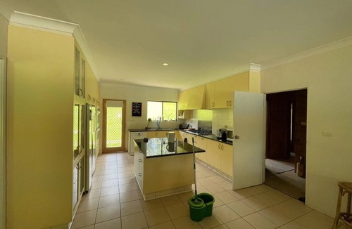 Boolambayte House | OCT Forest lodge retreat homestead 20 people