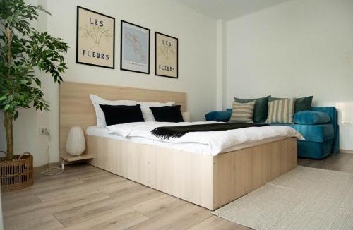 Old Town Apartment | Old Town Residence