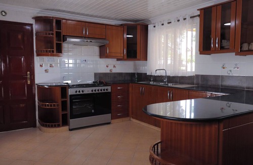 Athi River Villa | Oleandar