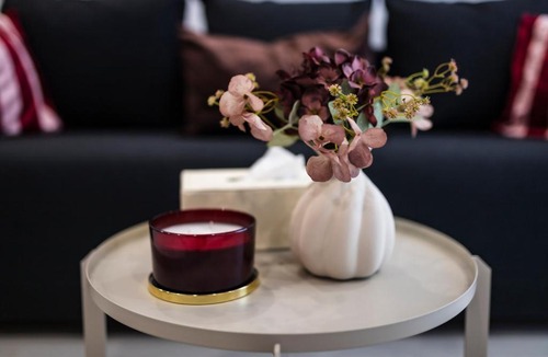Stefanestii de Jos Apartment | Olive Apartment Cosmopolis