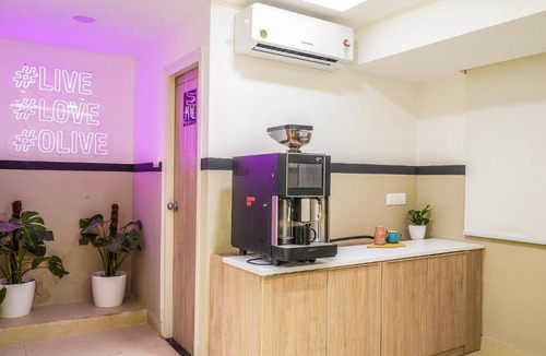 Vasanth Nagar Hotel | Olive Hotel Millers Road by Embassy Group