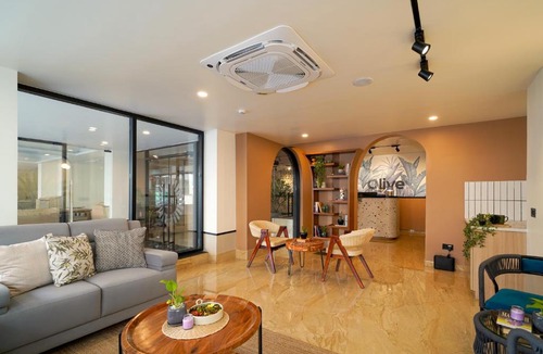 Vyalikaval HBCS Layout Hotel | Olive Hotel Nagawara by Embassy Group