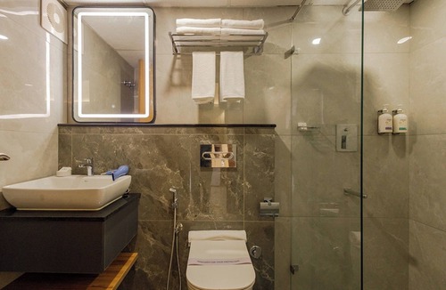 Kochi Hotel | Olwen Suites