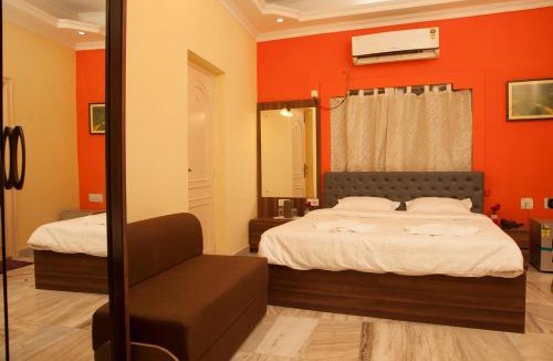 Phool Bagan House | Om Sai Villa Guesthouse