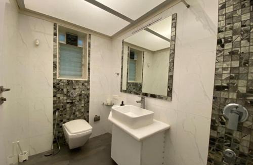 Bandra West House | One bedroom