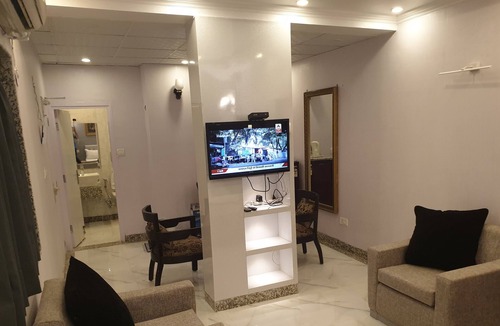 Vasant Kunj House | One bedroom luxurious apartment close to airport