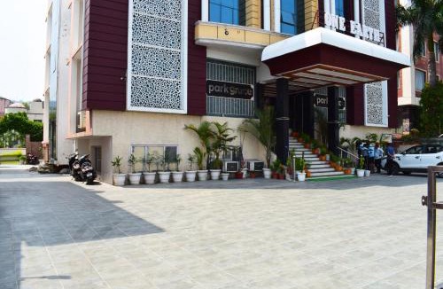 Haridwar Hotel | One Earth Hardwar
