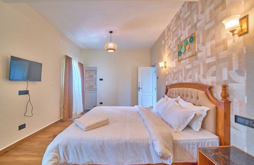West Mere Hotel | Ooty Mountain Bliss by VOYE HOMES