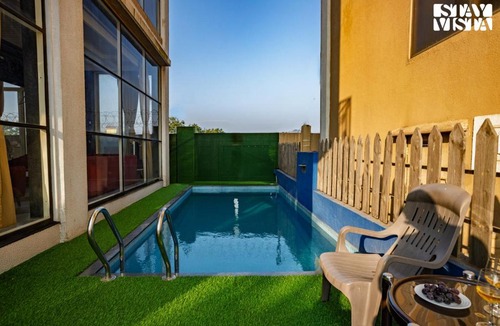 Lonavala Villa | Opal Edge at Zenith Villa by VEO - Part of StayVista with Pool, Lawn, Bathtub