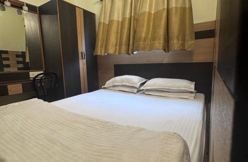 Park Street Apartment | Ostro Inn 1BHK Service Apartment Shakespeare Sarani