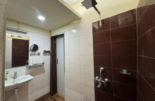 Park Street Apartment | Ostro Inn Studio Apartment