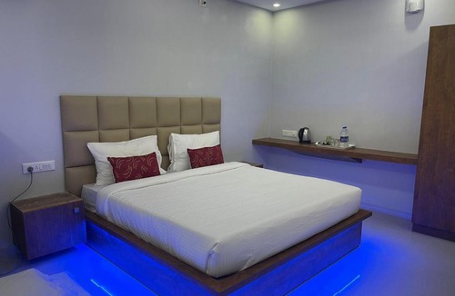 Mannarkkad Apartment | Oxy Valley Resort